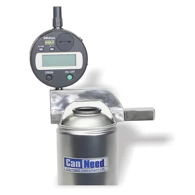 Medidor digital de rebaixo CanNeed-CSG-A medindo a profundidade de lata de aerossol