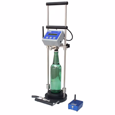 Calculadora de CO₂ CanNeed-BCC-7001 mostrando o cabeçote de perfuração acoplado