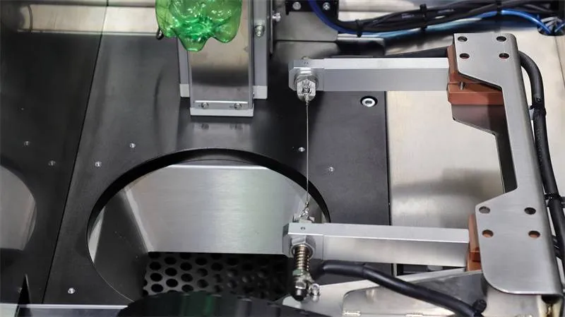 Cortador automático de garrafas a fio quente com função de pesagem